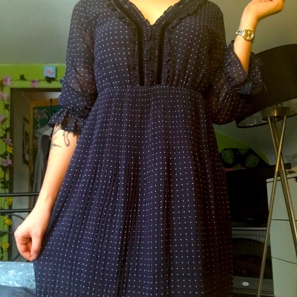 Dex, semi-sheer dress - Picture 3 of 3